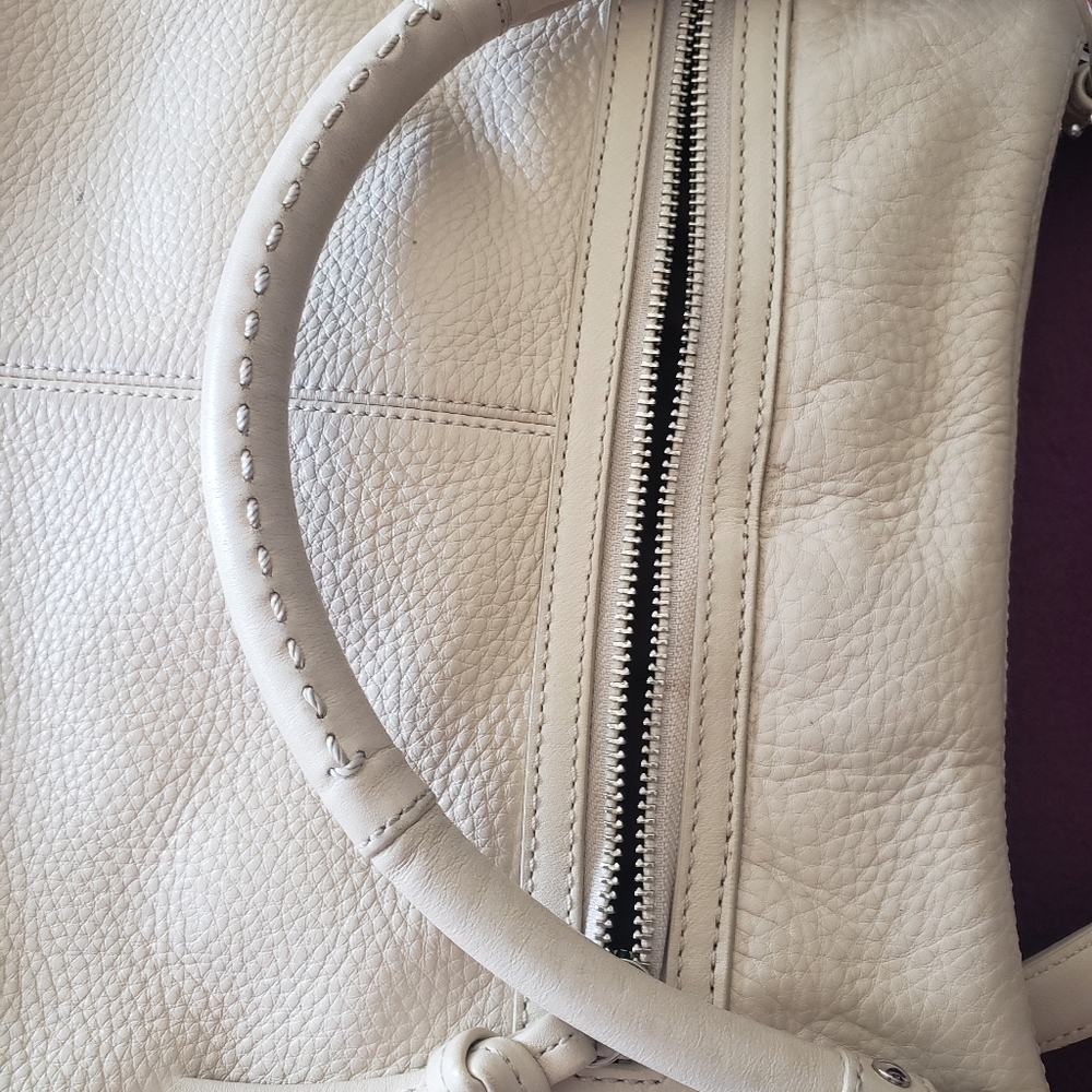 Coach bag. - Picture 5 of 6